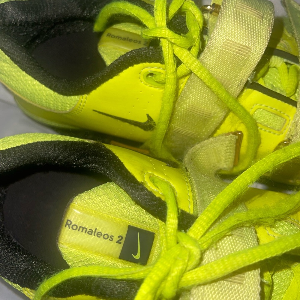 Nike - Picture 5 of 6